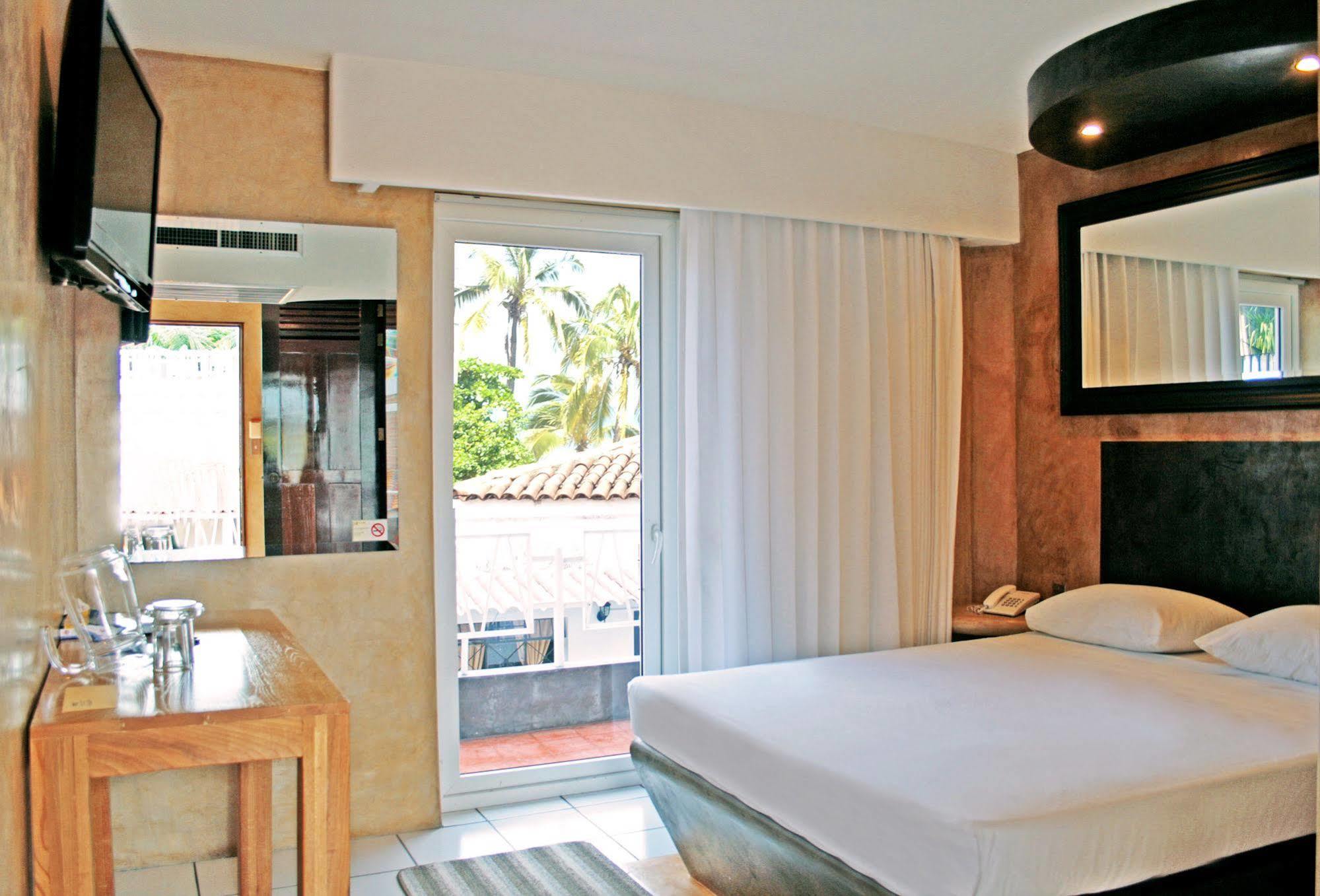 Hotel Rio Malecon Puerto Vallarta Ngoại thất bức ảnh
